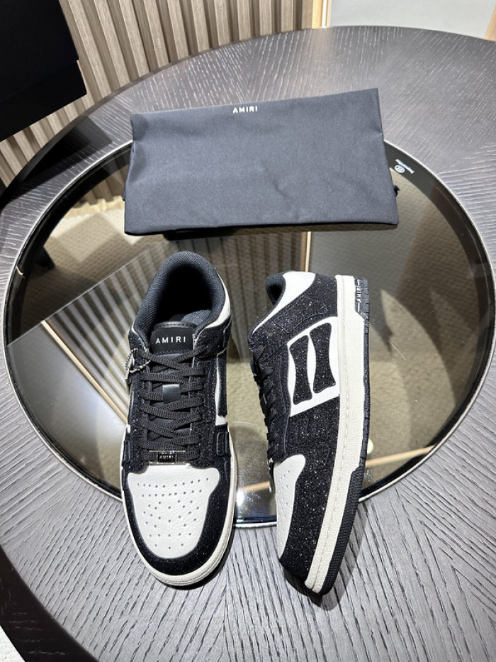 AM1R1 SNEAKERS