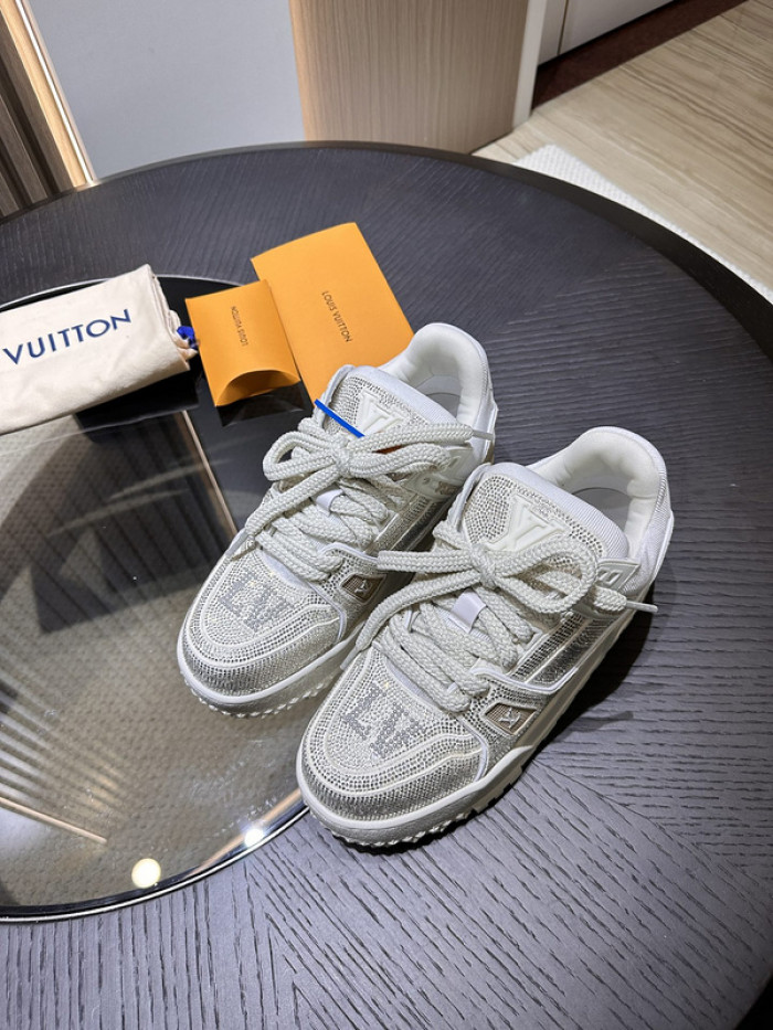 L&V SNEAKERS