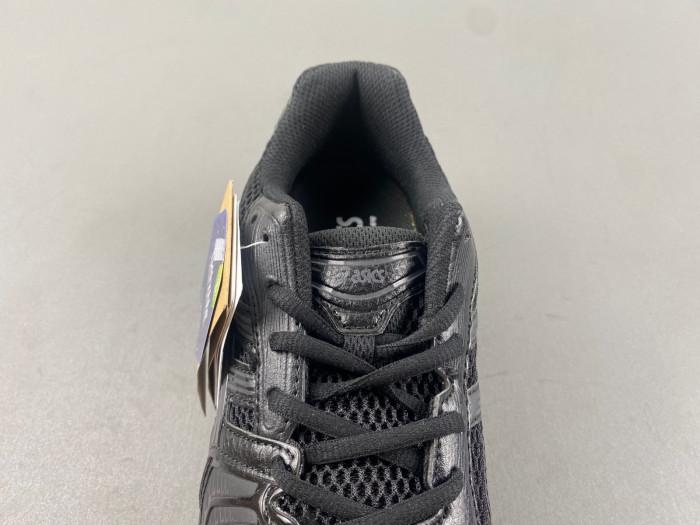 As*ic*ss shoes