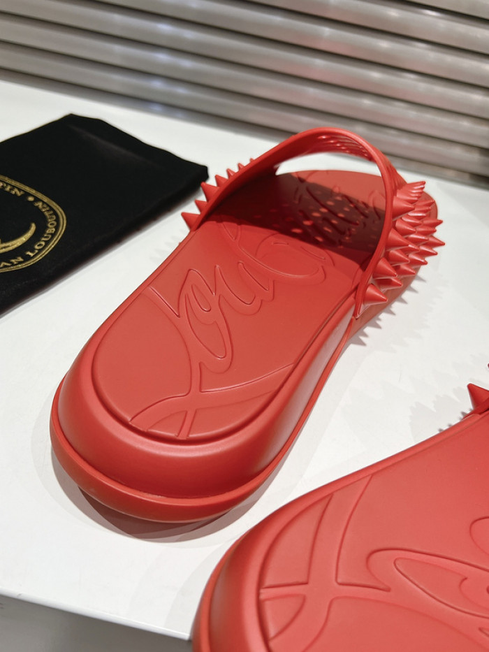 CL SLIPPERS