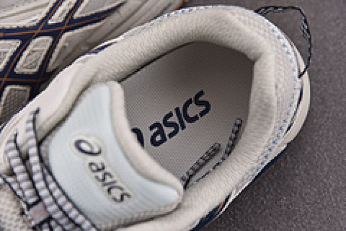 As*ic*ss shoes