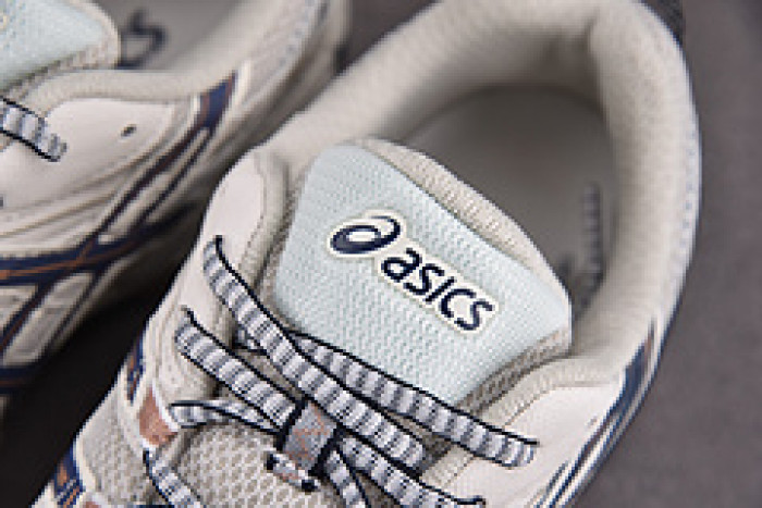 As*ic*ss shoes