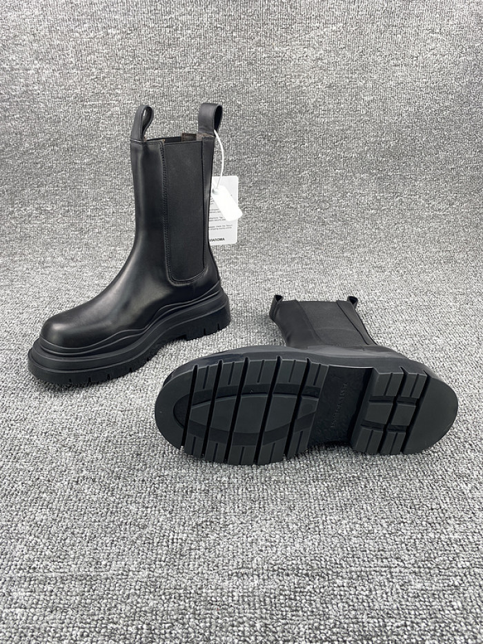 BOTTEGA VENETA SNEAKER