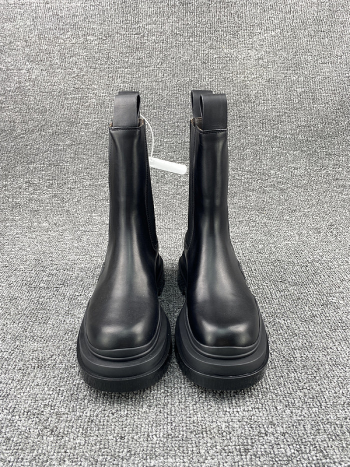 BOTTEGA VENETA SNEAKER