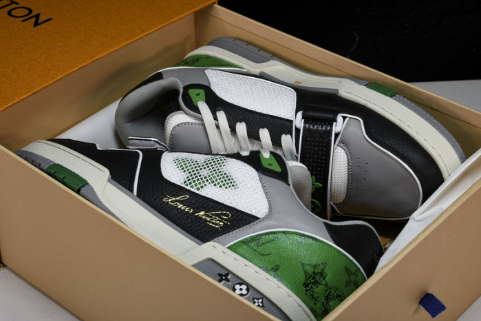 L&V SNEAKERS