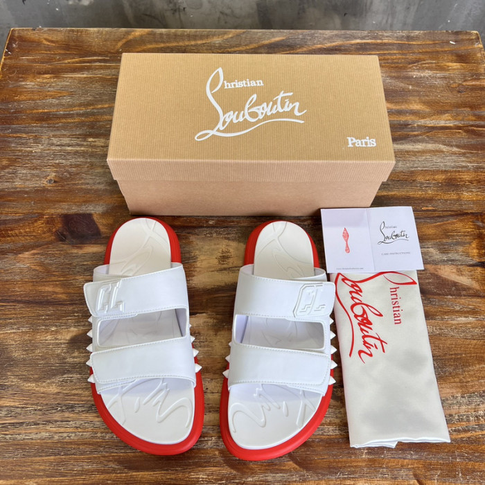 CL SLIPPERS