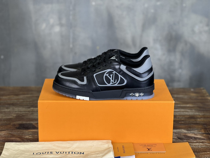 L&V SNEAKERS
