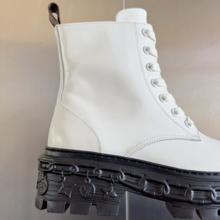 L&V SNEAKERS