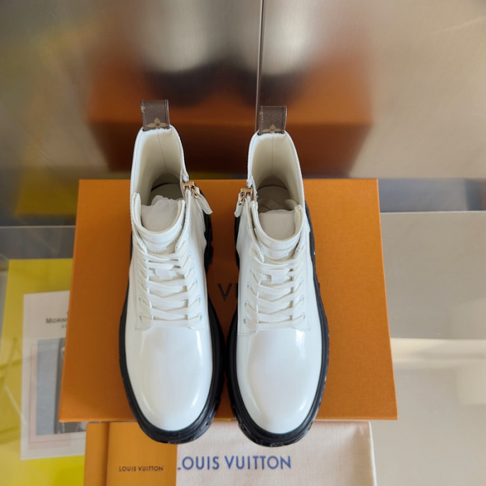 L&V SNEAKERS