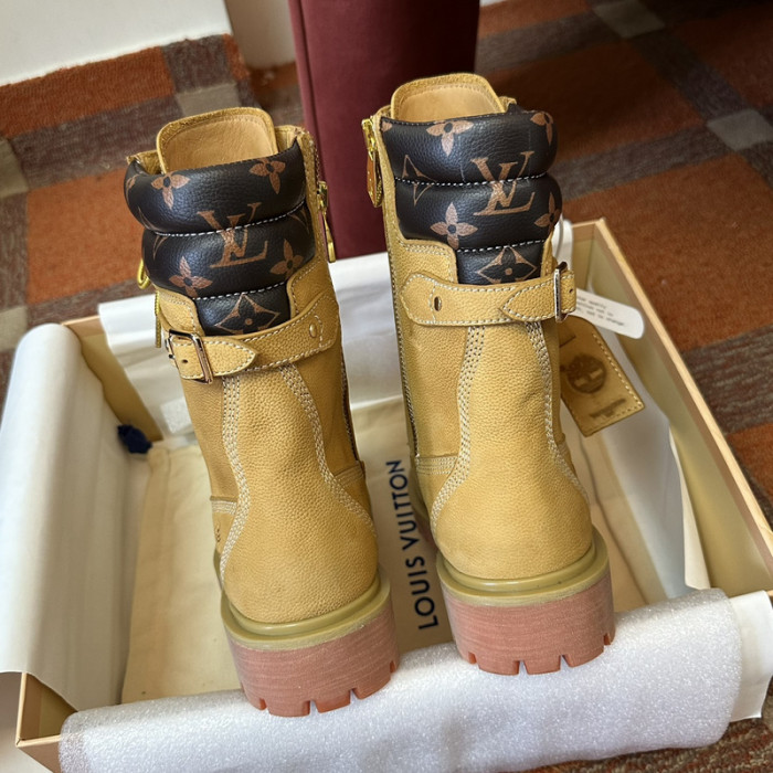 L&V SNEAKERS