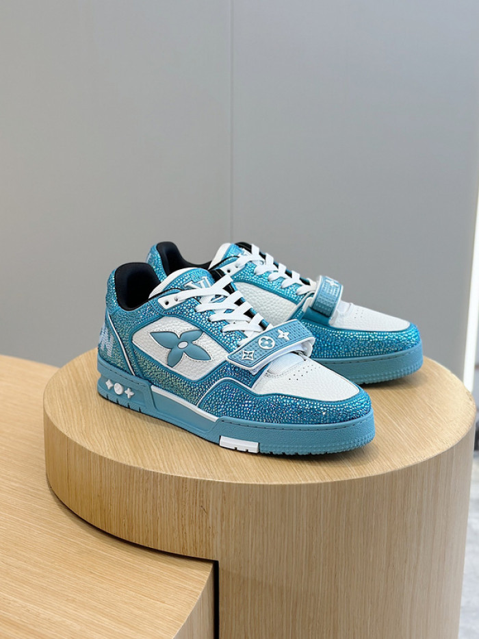 L&V SNEAKERS