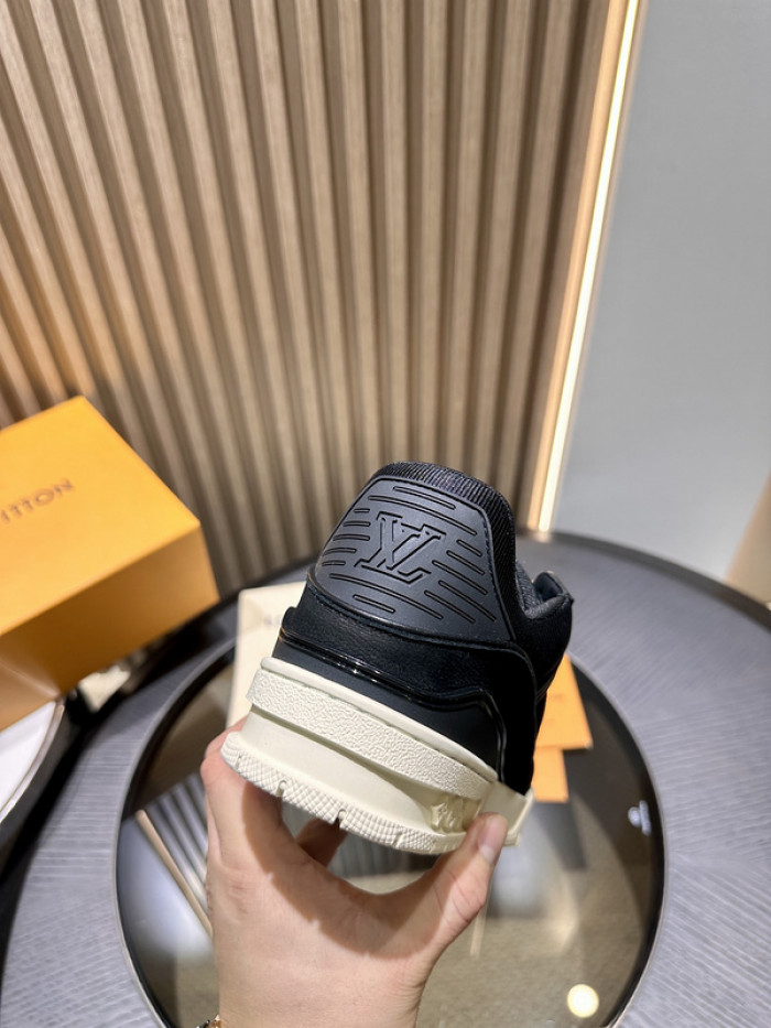L&V SNEAKERS
