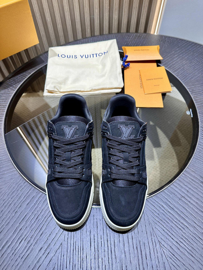 L&V SNEAKERS