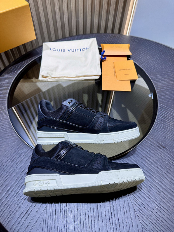 L&V SNEAKERS