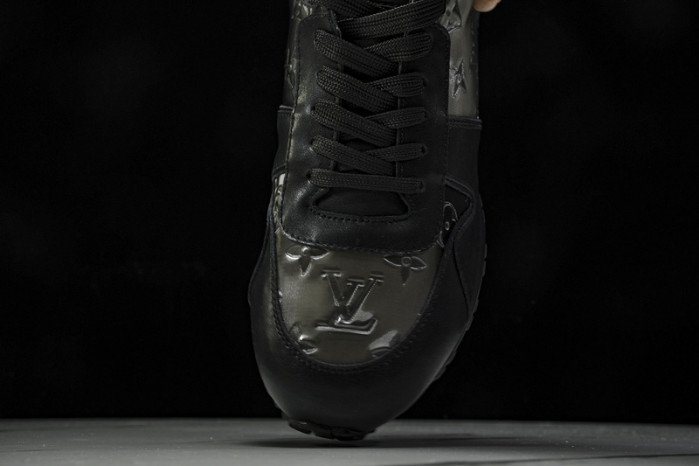 L&V SNEAKERS