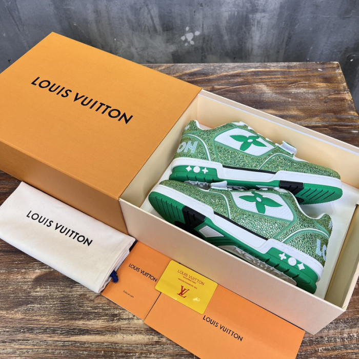 L&V SNEAKERS