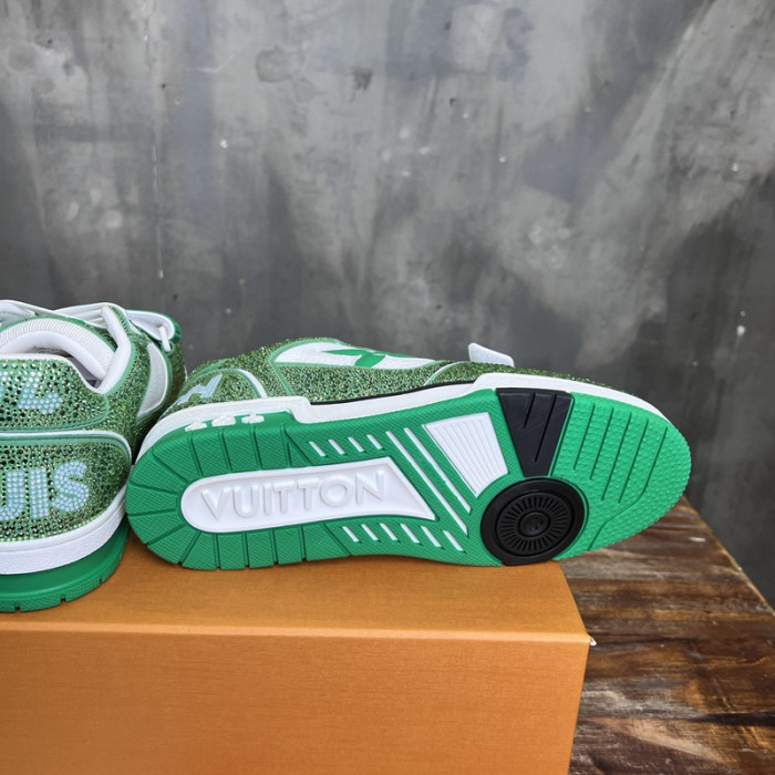 L&V SNEAKERS