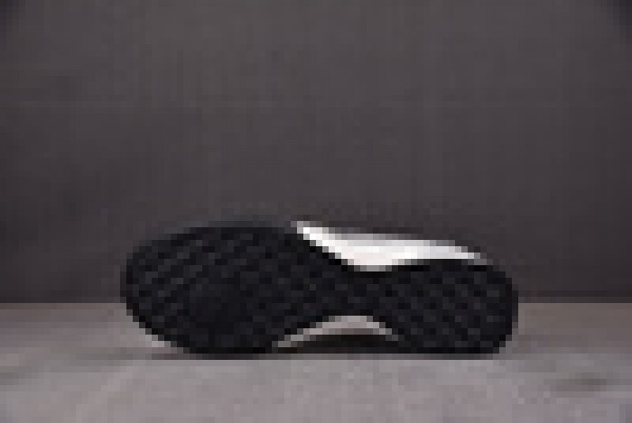 CHANEEL sneaker