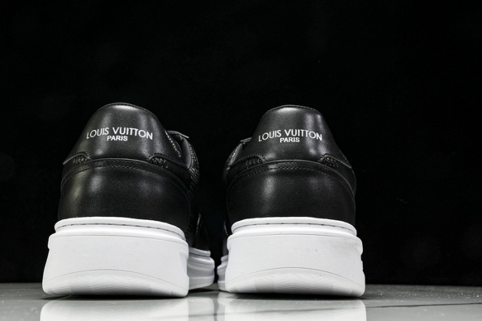 L&V SNEAKERS