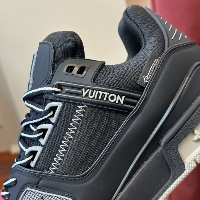 L&V SNEAKERS
