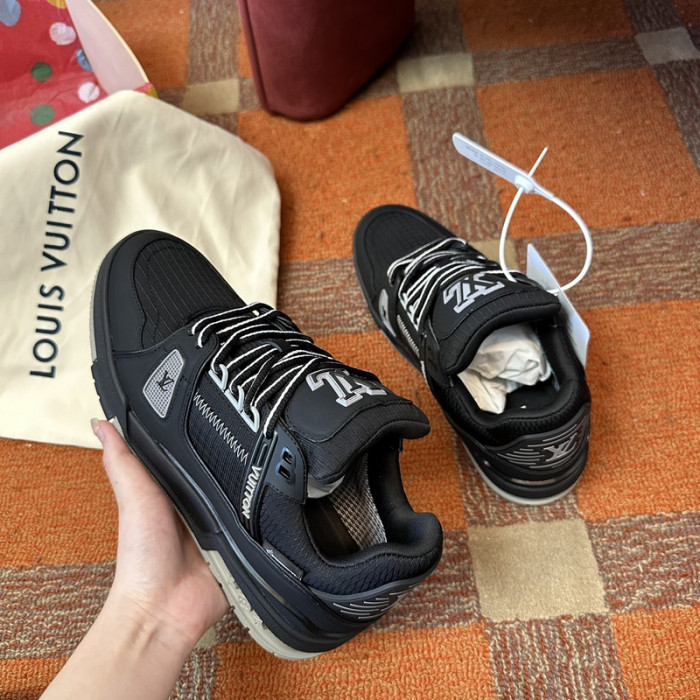 L&V SNEAKERS