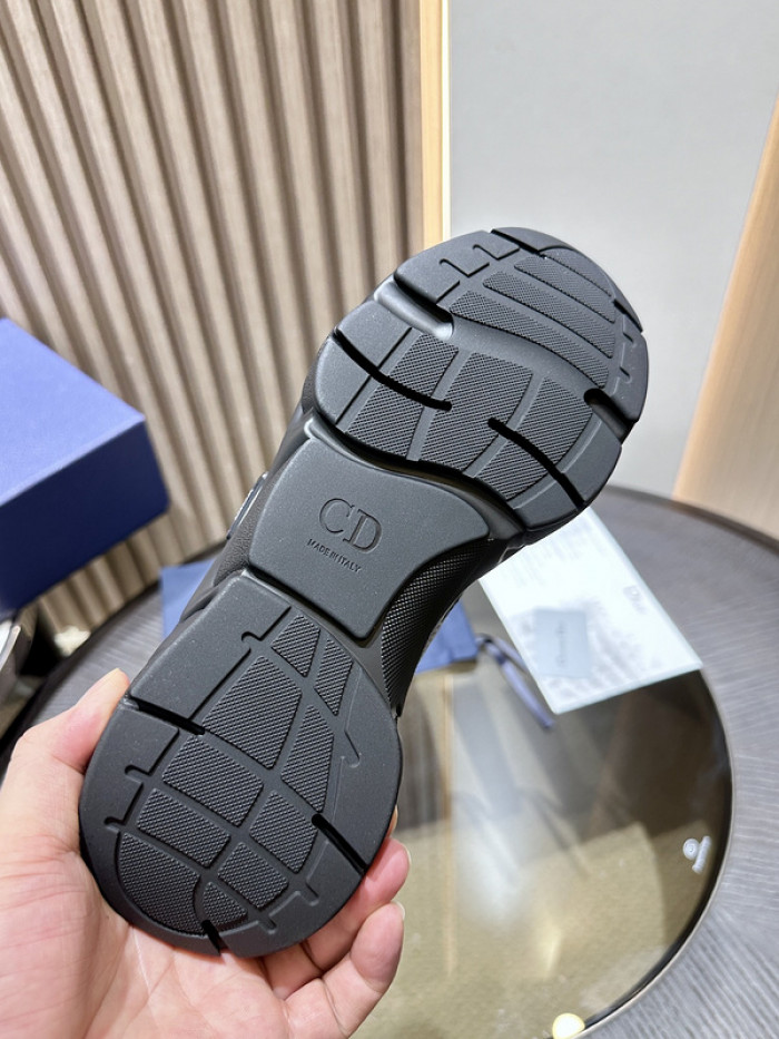 DI*O*R B22 PANKICK