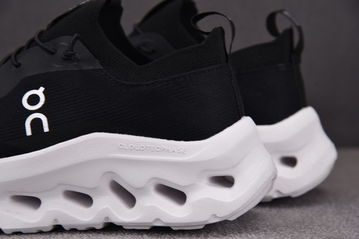 LOE*WE * sneaker