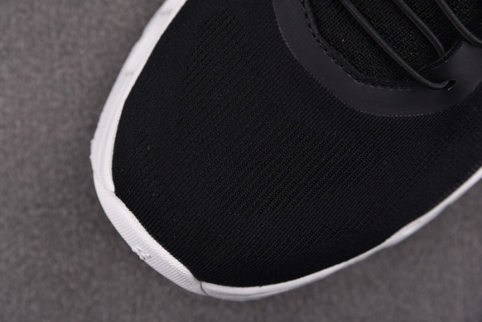 LOE*WE * sneaker