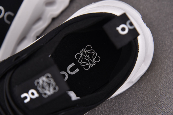 LOE*WE * sneaker