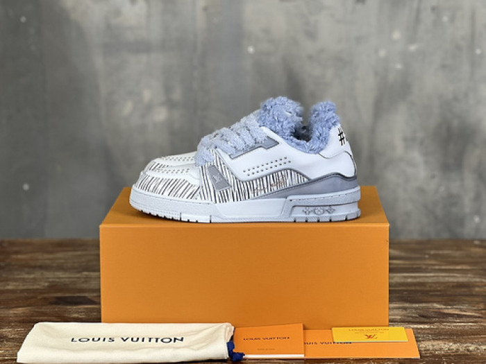 L&V SNEAKERS