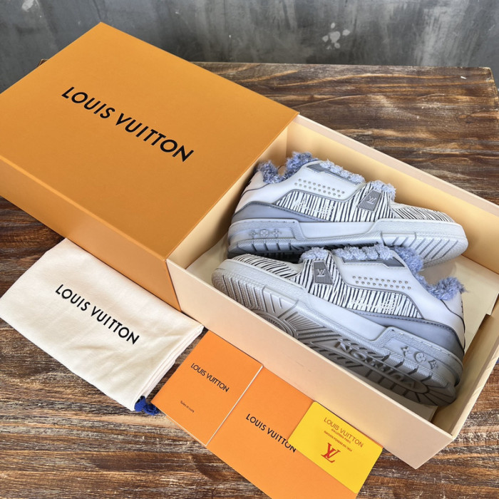 L&V SNEAKERS