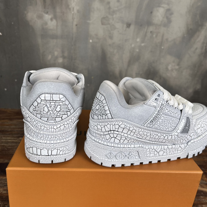 L&V SNEAKERS
