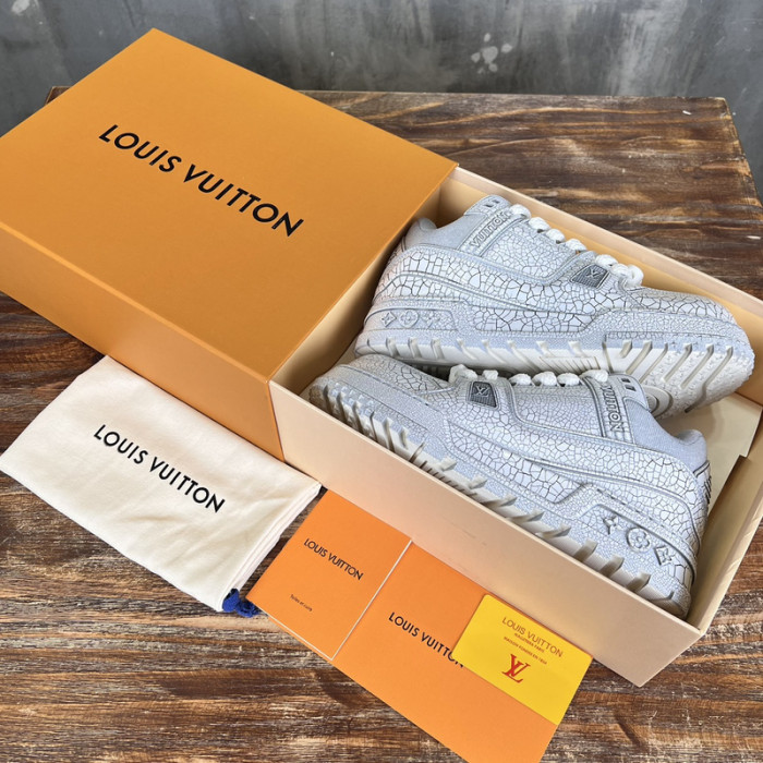 L&V SNEAKERS