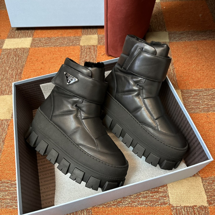 PRA designer sneaker