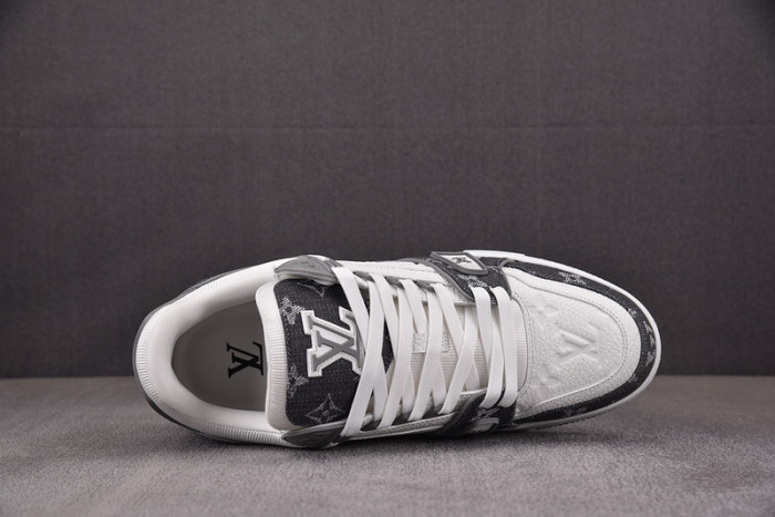 L&V SNEAKERS