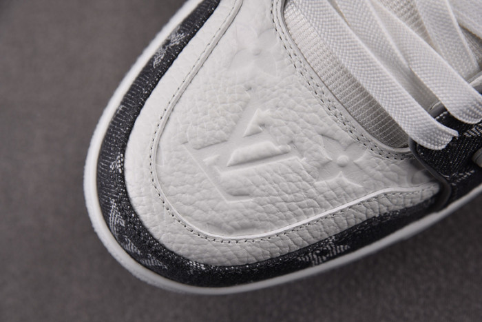 L&V SNEAKERS