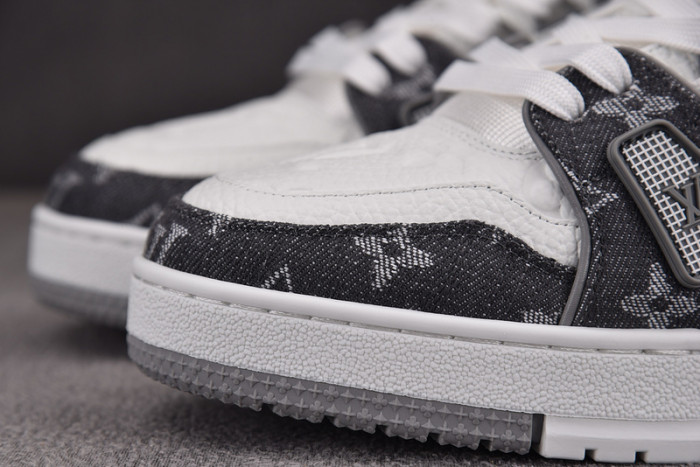 L&V SNEAKERS