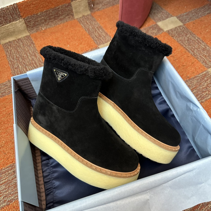 PRA designer sneaker