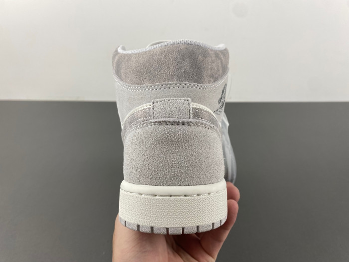 Wmns Jordan 1 Mid FQ7720-002