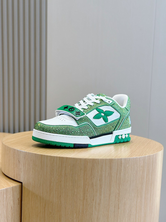 L&V SNEAKERS