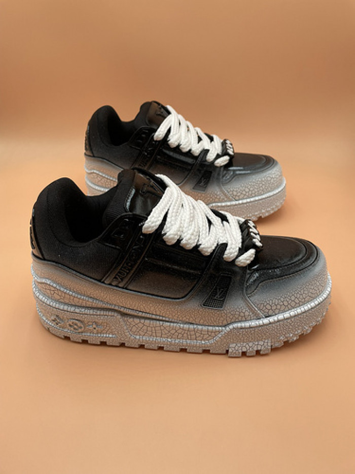 L&V SNEAKERS