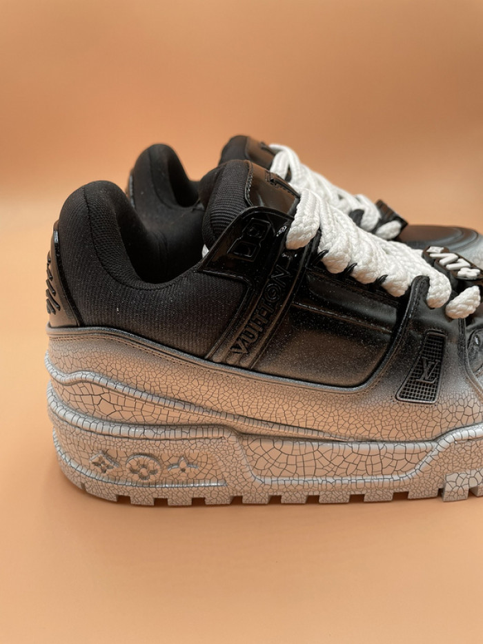 L&V SNEAKERS
