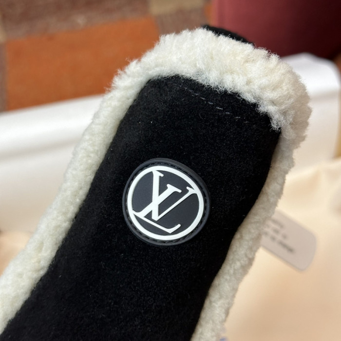 L&V SNEAKERS