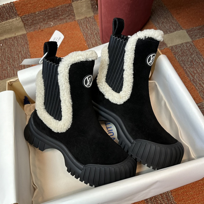 L&V SNEAKERS