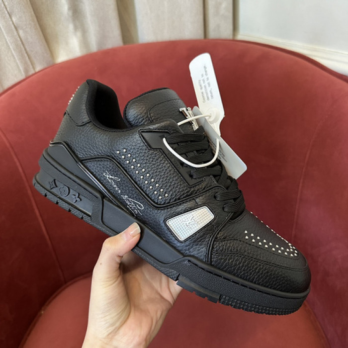 L&V SNEAKERS