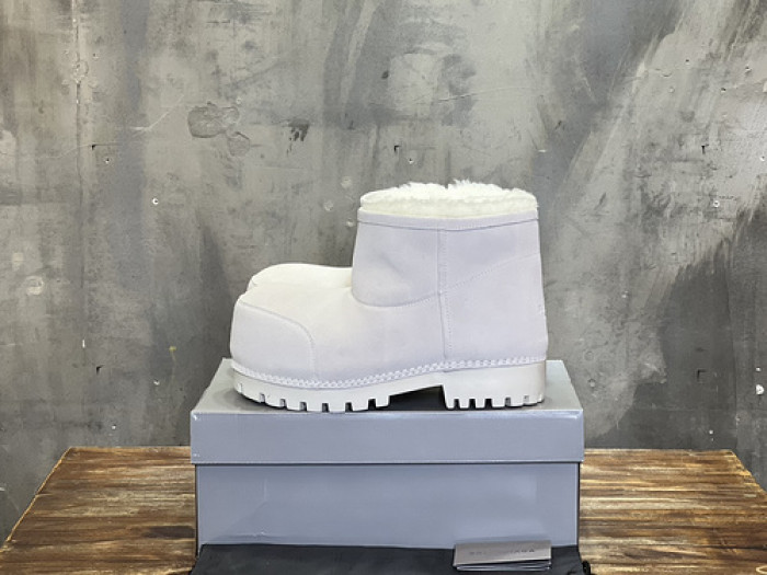 BAL*ENC1*AG* boots