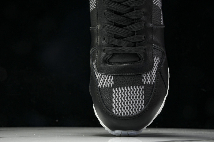 L&V SNEAKERS