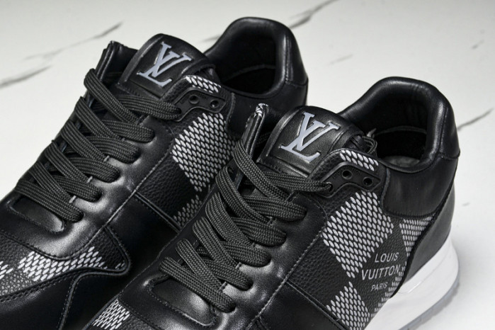 L&V SNEAKERS