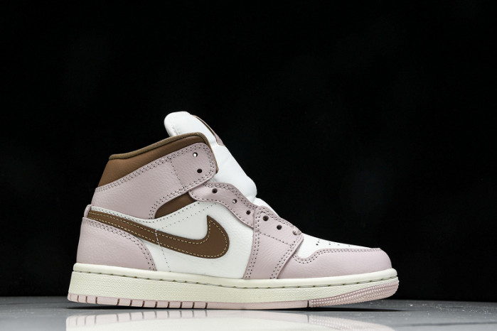 Air Jordan 1 Mid Feasts BQ6472-620