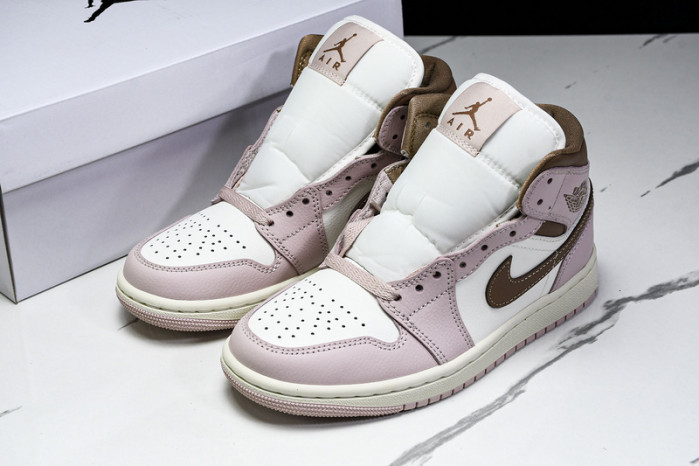 Air Jordan 1 Mid Feasts BQ6472-620